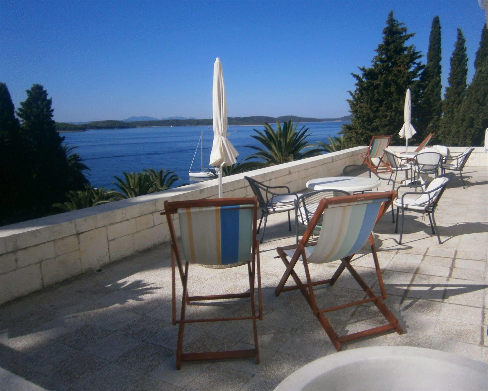 Hotel Moeesy, Blue & Green Oasis Χβαρ Εξωτερικό φωτογραφία